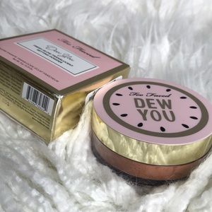 Too Faced Dew You Setting Powder shade Caramel